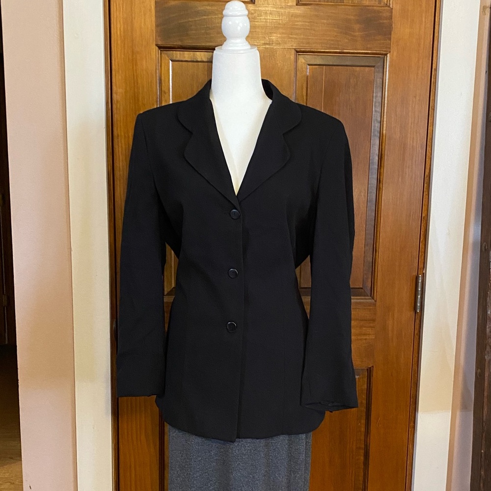 PreLoved classic black blazer